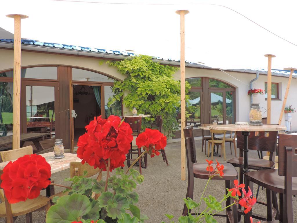 Hotel Le Grand Chalet Foncine-le-Haut Buitenkant foto